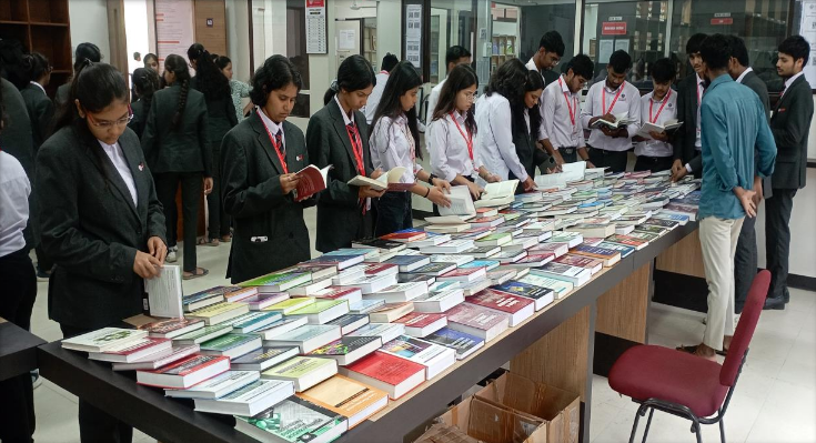 Book Exhibition for Pharmacy and Forensic Science Students and Staff